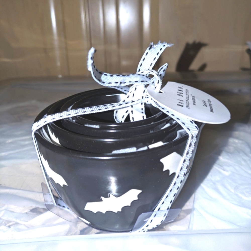Rae Dunn Halloween bat measuring cups